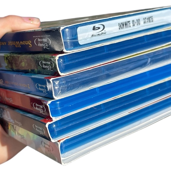 Walt Disneys 6 Blu-Ray + DVD + Digital Copy Mix Bundle - Picture 4 of 4
